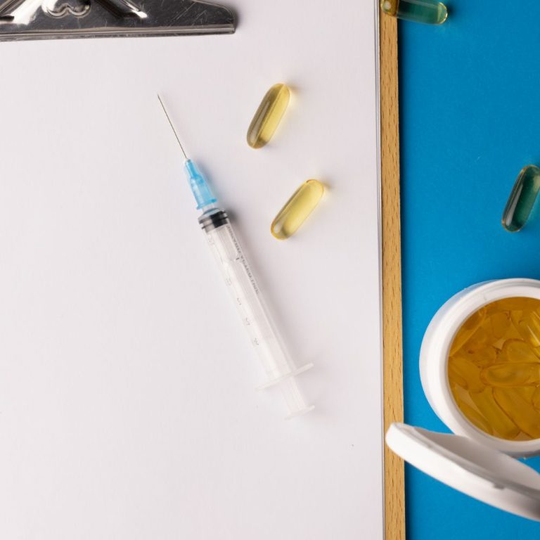 composition of clipboard with copy space syringe 2023 11 27 05 01 51 utc 1